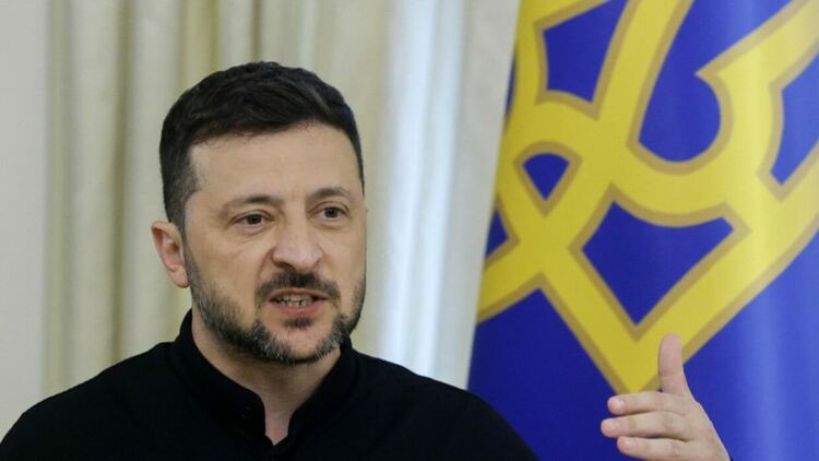  Репарации за 1 трл. долара: Обявени са исканията на Украйна преди срещата в Аляска 