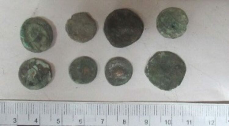 420 монети и културни ценности иззеха от 4 къщи в Харманли