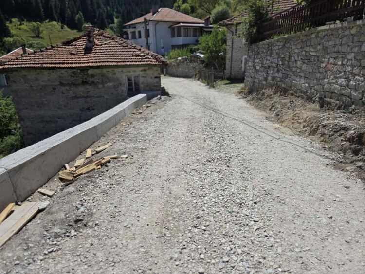 Община Девин стартира основен ремонт на ключова улица в с. Триград
