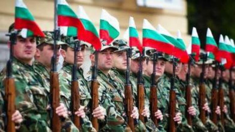 Министерството на отбраната обявява конкурси за приемане на военна служба