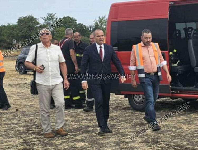 Товарен влак с цистерни с гориво се възпламени край Пясъчево