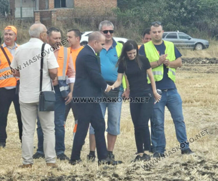 Товарен влак с цистерни с гориво се възпламени край Пясъчево