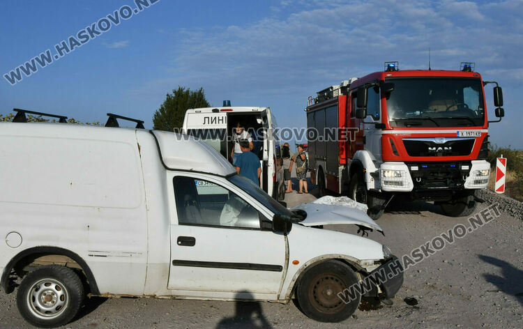 МВР: Водачът на пикапа е виновен за катастрофата край Хасково