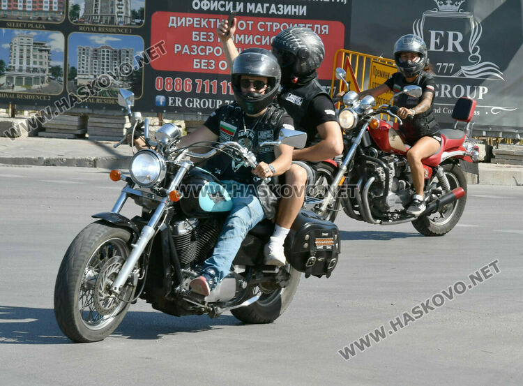 Рокери отбелязаха рождения ден на HASKOVO RIDERS MCC  с почетна обиколка