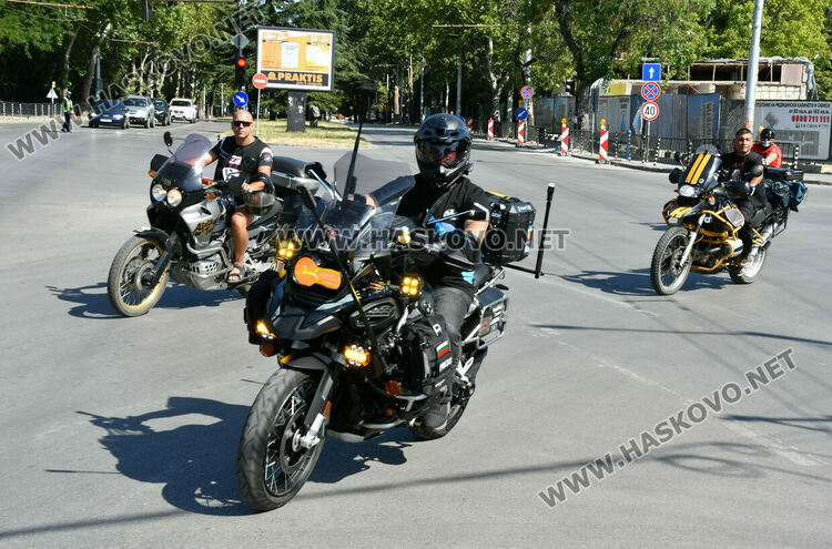 Рокери отбелязаха рождения ден на HASKOVO RIDERS MCC  с почетна обиколка