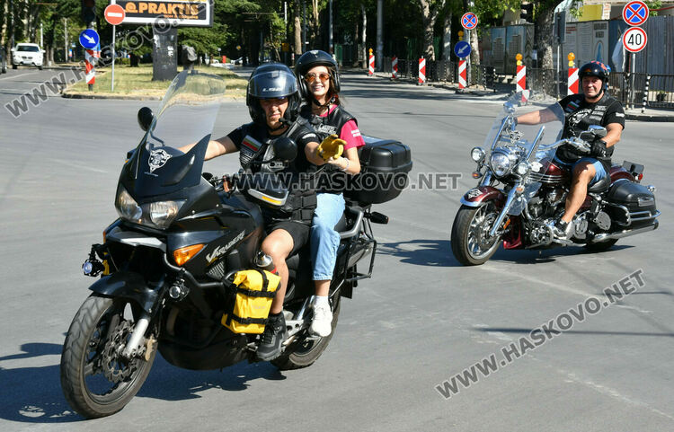 Рокери отбелязаха рождения ден на HASKOVO RIDERS MCC  с почетна обиколка