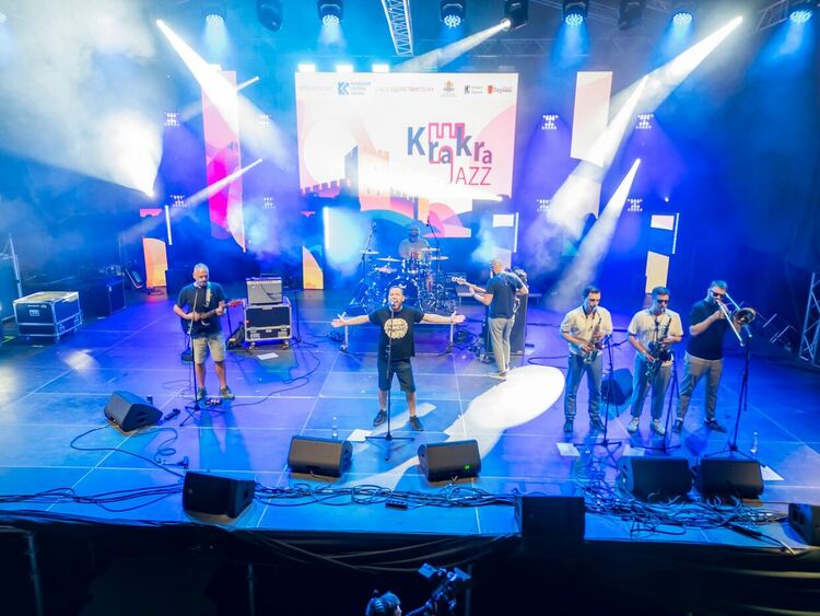 Вчерашната вечер на "Krakra Jazz" беше белязана от изпълненията на "Fun Lovin’ Criminals" и невероятната "Judith Hill"