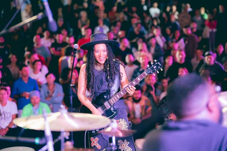 Вчерашната вечер на "Krakra Jazz" беше белязана от изпълненията на "Fun Lovin’ Criminals" и невероятната "Judith Hill"