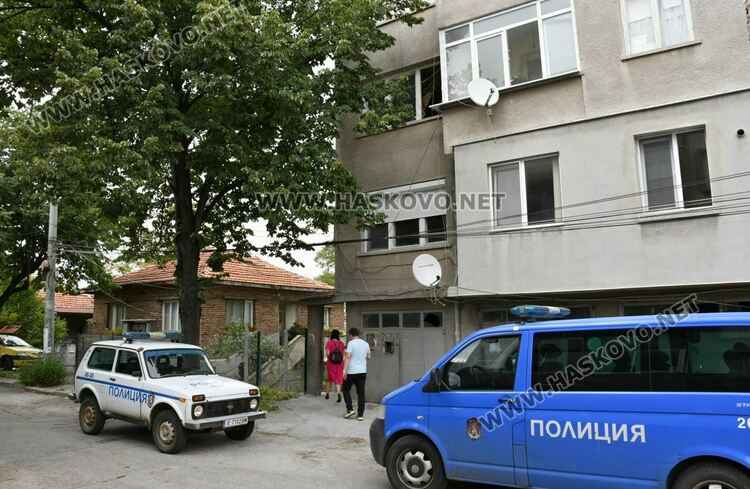 Хванаха двама за притежание на наркотици