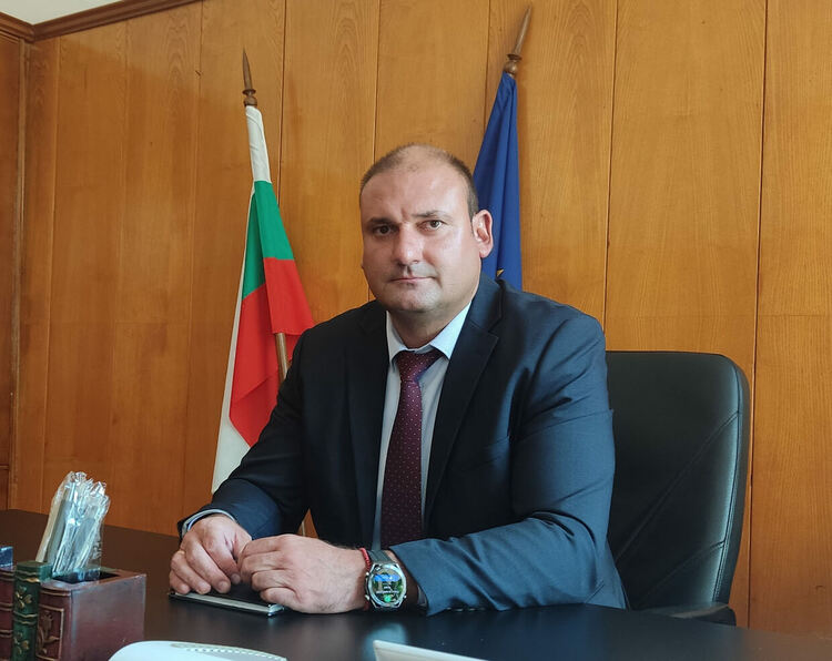 Димитър Кангалджиев