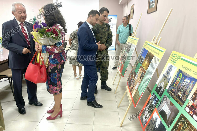 В Хасково представиха изложба „Делото на тракийци за съхранение на наследството в Одринска Тракия“