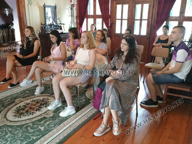 Откриха четвъртите „Дни на студетската поезия и проза“ в Кирковото училище