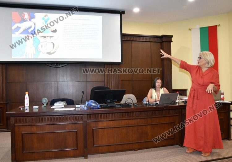 Социални работници в двудневно обучение в Хасково