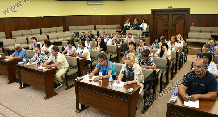 Социални работници в двудневно обучение в Хасково