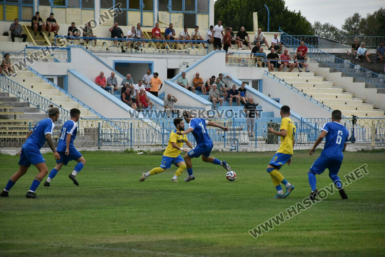 Митко Алексиев донесе точка на “Димитровград” с гол в 89-та минута