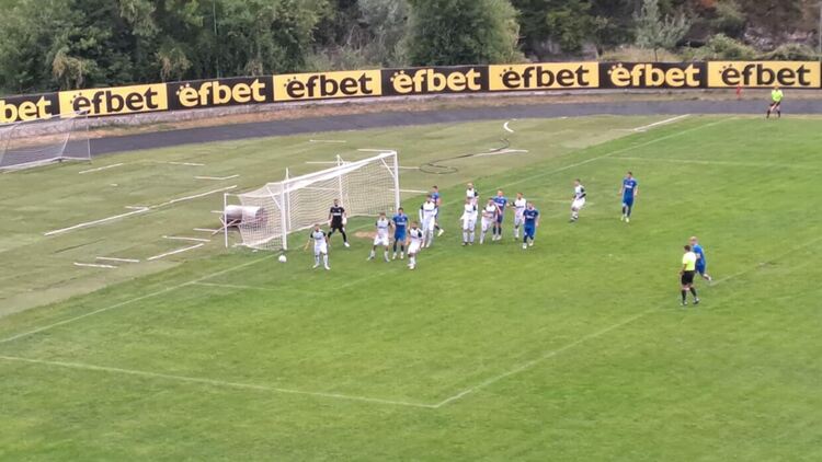 Родопа“ и „Левски“ поделиха точките след 1:1 в Смолян