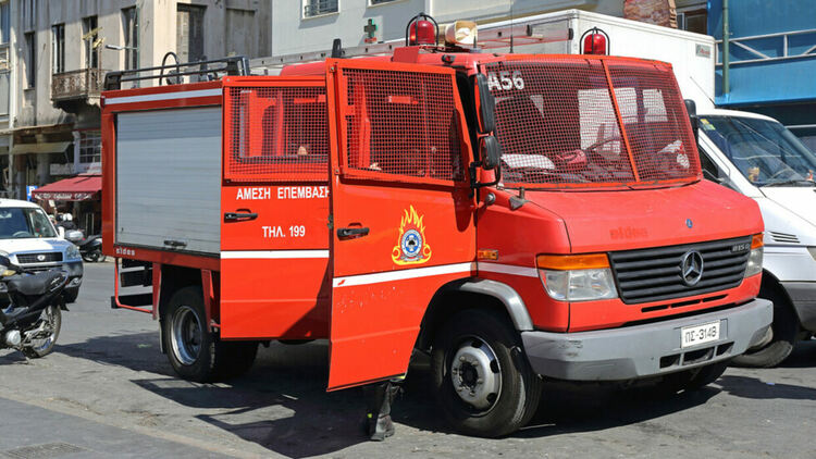 Гърция издава предупреждение за висок риск от горски пожари за пет острова