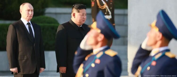 Северна Корея изпраща оръжия и „пушечно месо“ за Украйна