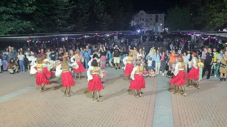 Над 100 младежи от Европа с концерт за Деня на Хасково