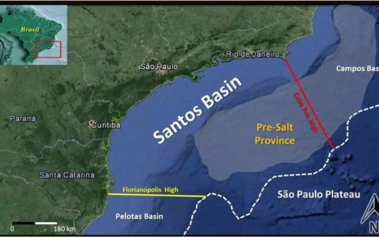 Голямото откритие на BP e с обща площ над 300 квадратни километра. 