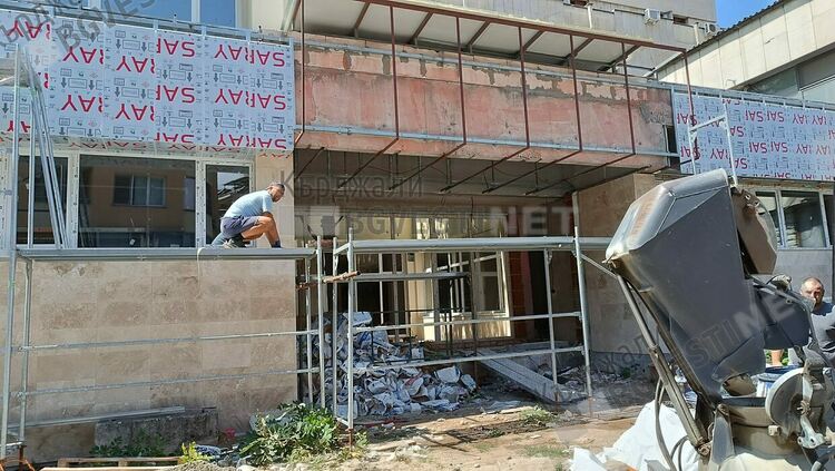 След десетилетна сага местният парламент в Кърджали най-после ще има своя заседателна зала