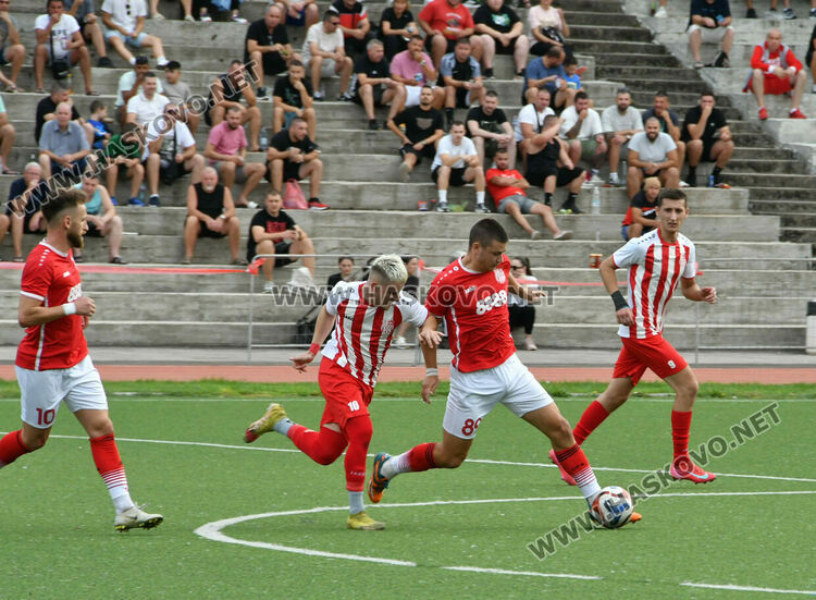 „Хасково“ би „Хасково“ като гост в Хасково