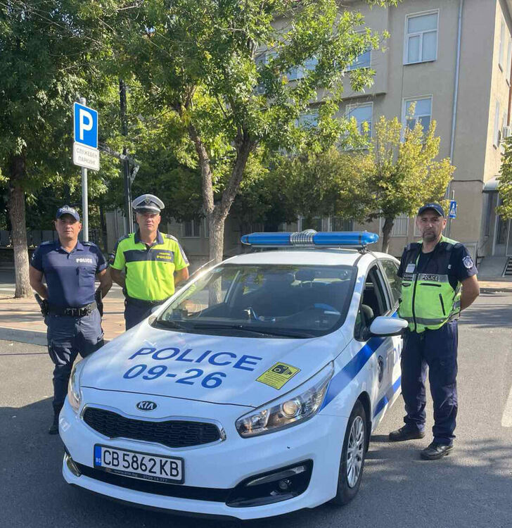 Гражданин изказва благодарност на трима полицаи от РУ-Момчилград      