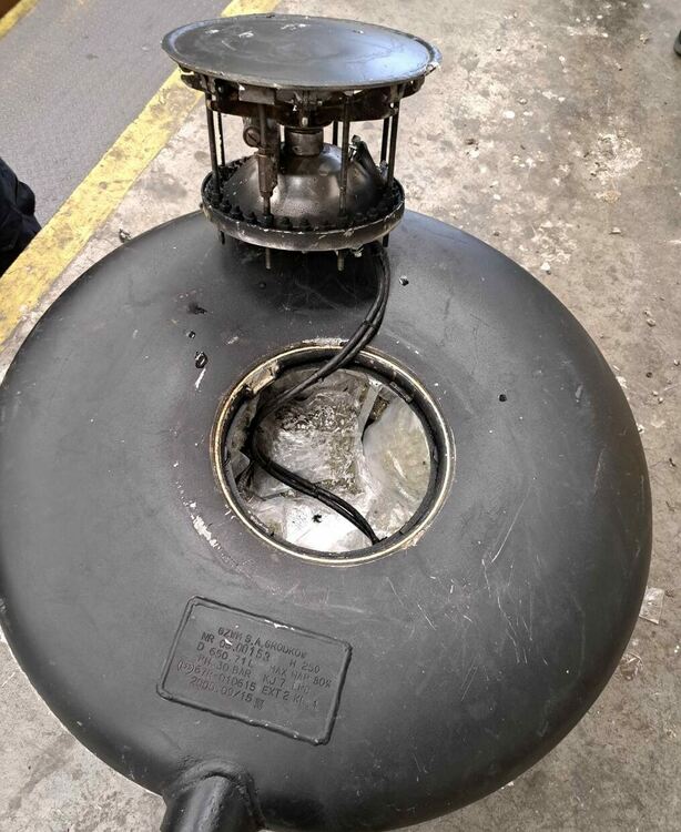 Снимки: Агенция „Митници“