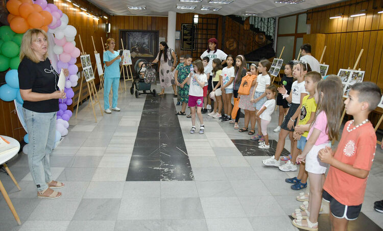 С изложба и грамоти приключи Лято в библиотеката