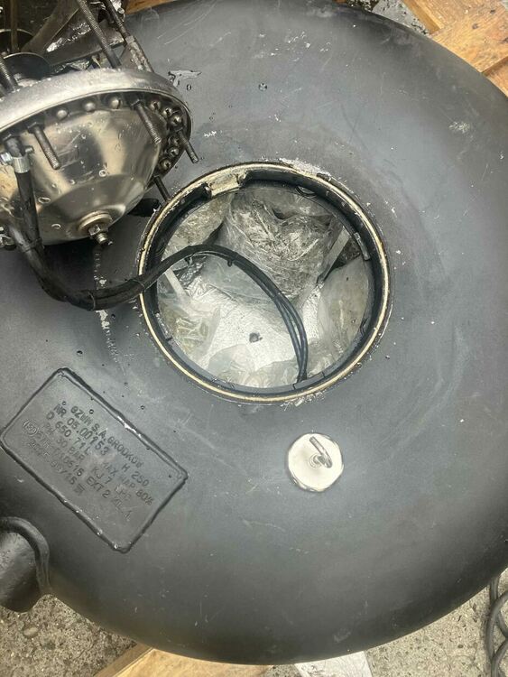 Откриха близо 6 кг марихуана в газова бутилка на кола