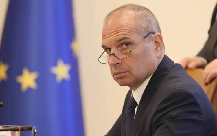 С нов закон кабинетът ще слага ред в атракциите по морето