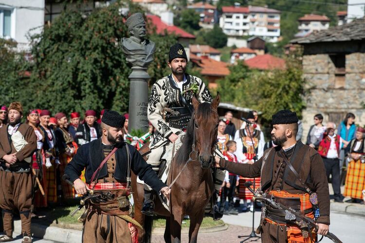Чепеларе чества паметта на Капитан Петко войвода
