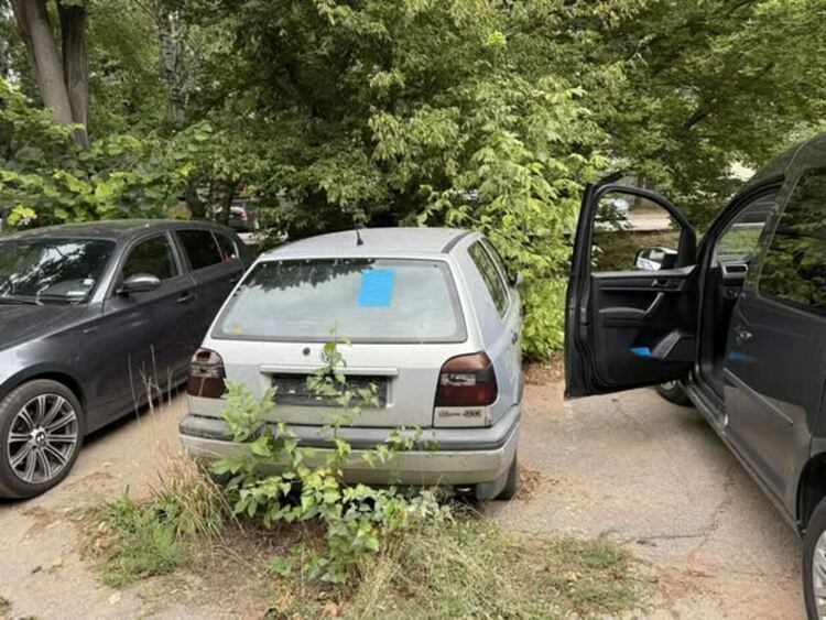 Община Радомир продължава кампанията за репатриране на излезли от употреба моторни превозни средства