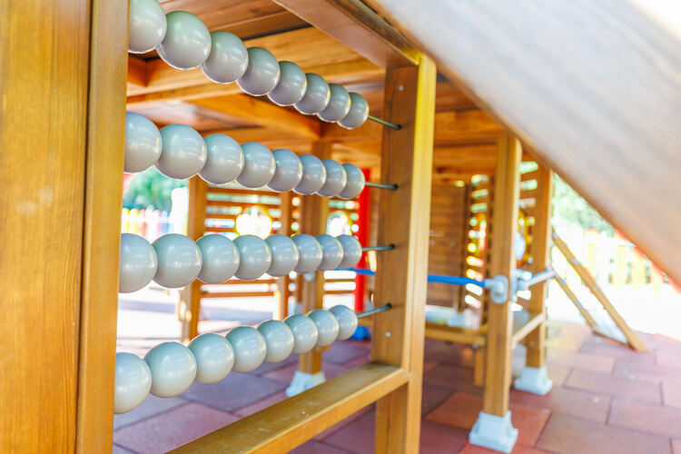 Перник се сдоби с още едно привлекателно място за игра и усмивки