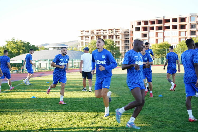 Александър Тунчев:Чака ни труден мач с "Ракув"