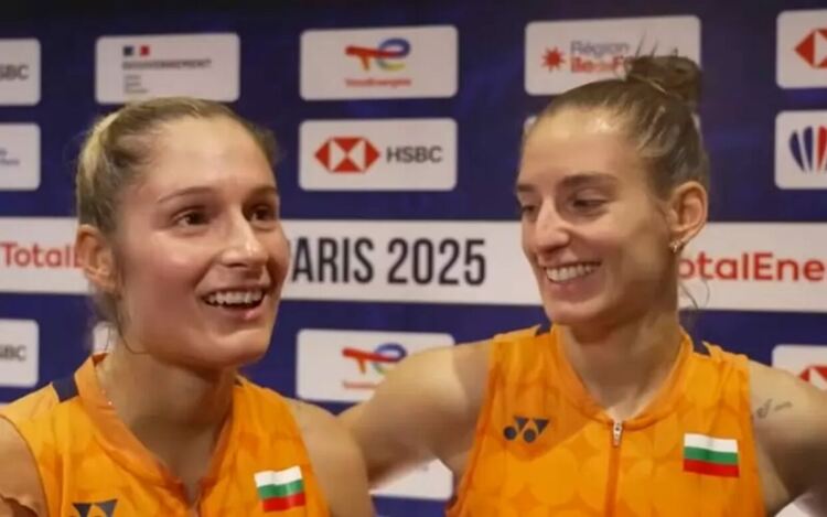 Габриела (вляво) и Стефани Стоеви