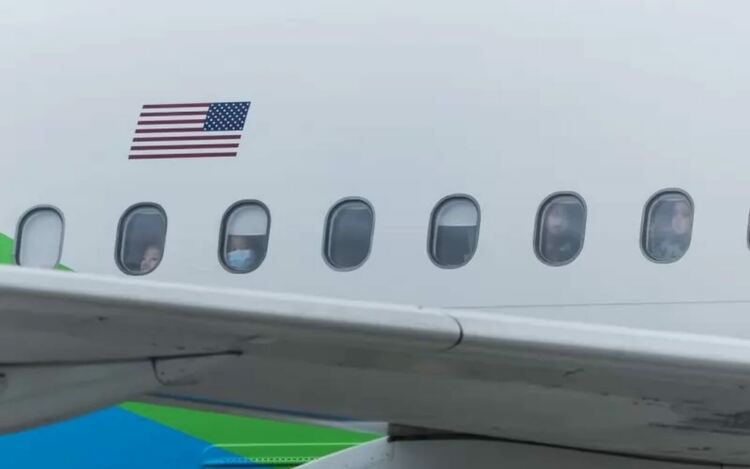 САЩ върнаха десетки руснаци в Москва