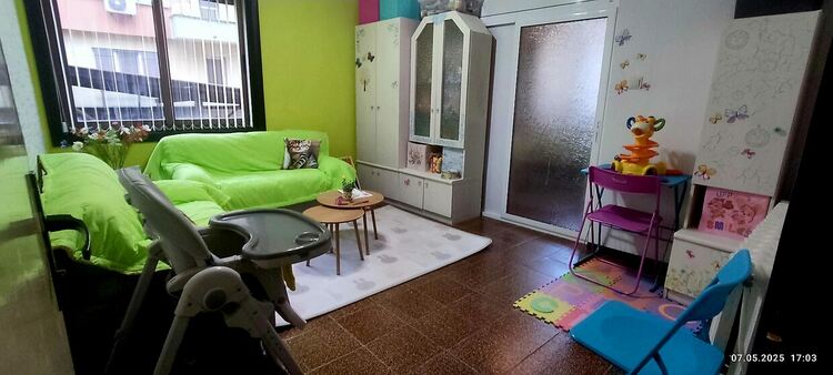 Контактният център за деца и родители в Хасково събира за срещи петчленно семейство