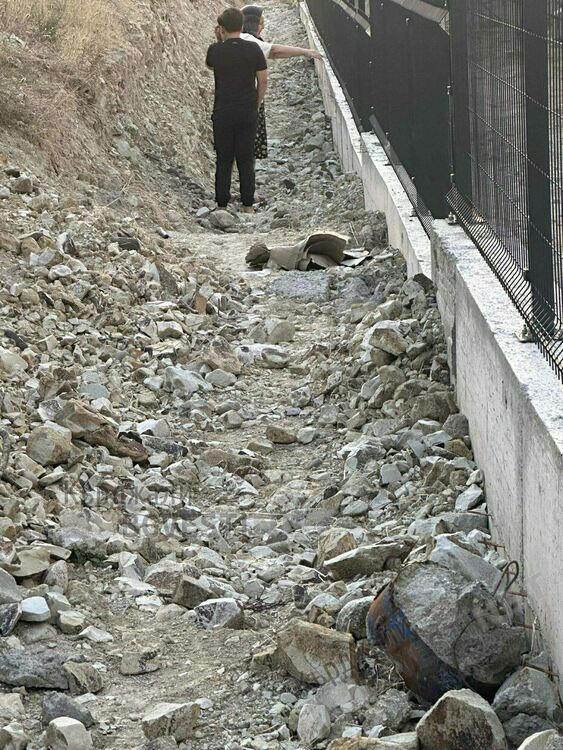 Затапиха входа на мюсюлманското гробище при Сипей, не се полагат грижи за него