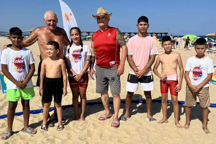 Медали и купи за Симеоновград от Национален турнир по плажна борба в Шкорпиловци