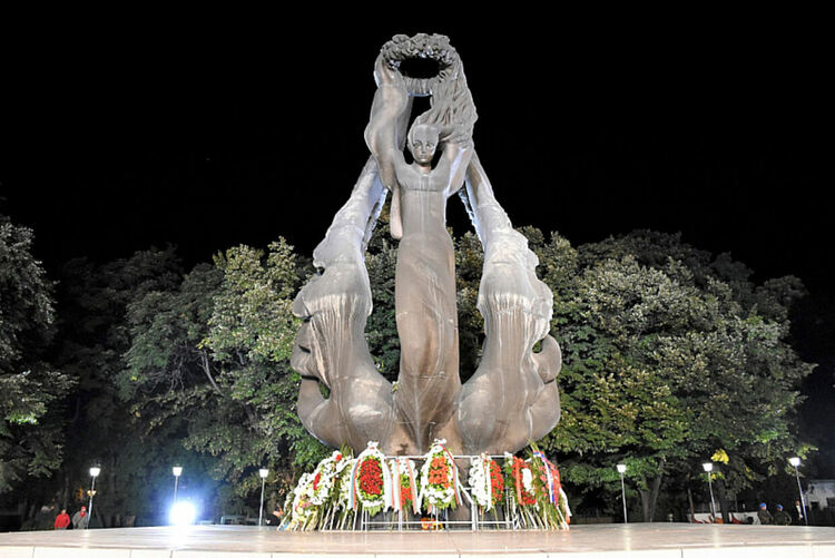 Площад „Съединение“ в Пловдив
