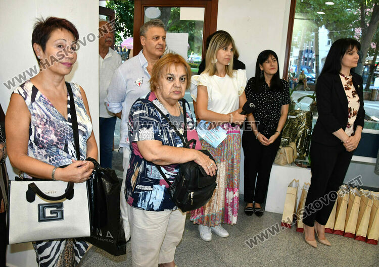 Откриха изложбата с творби от Националния пленер по живопис „Хасково – цветна палитра“