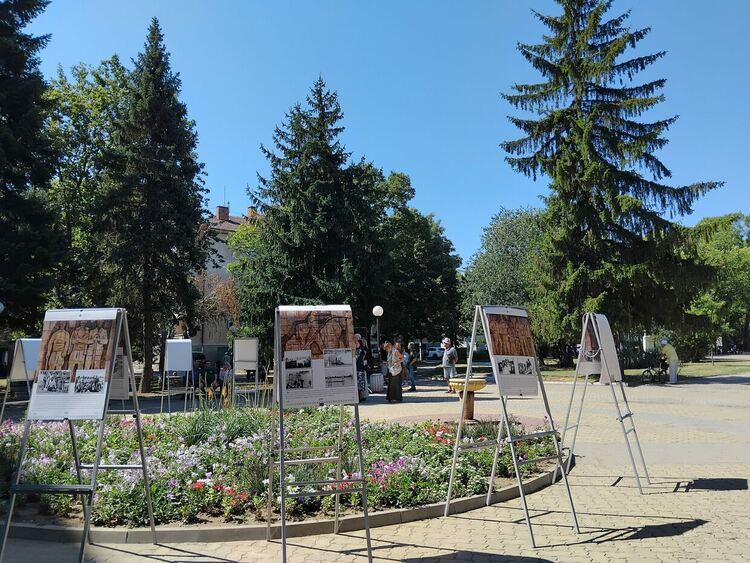 Представиха официално календара на община Димитровград