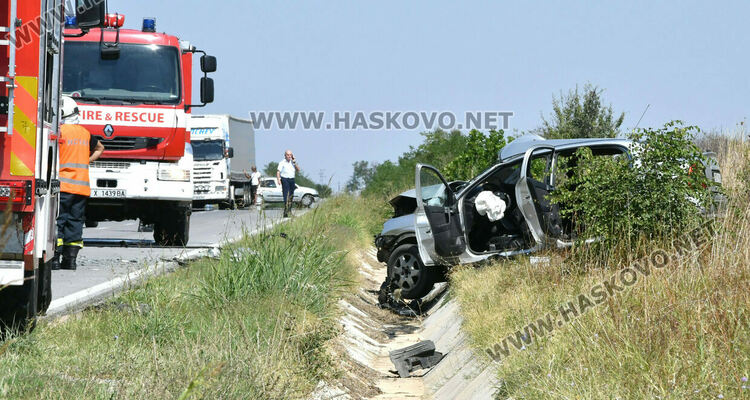 Четирима загинаха и трима са ранени в зверския сблъсък край Константиново 