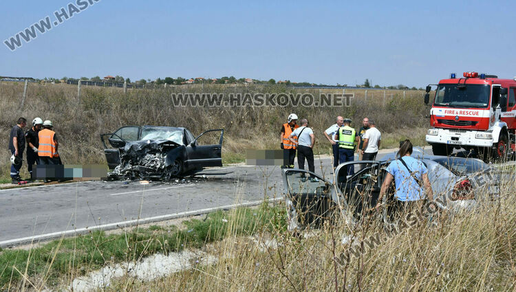 Четирима загинаха и трима са ранени в зверския сблъсък край Константиново 