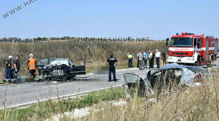 Четирима загинаха и трима са ранени в зверския сблъсък край Константиново 