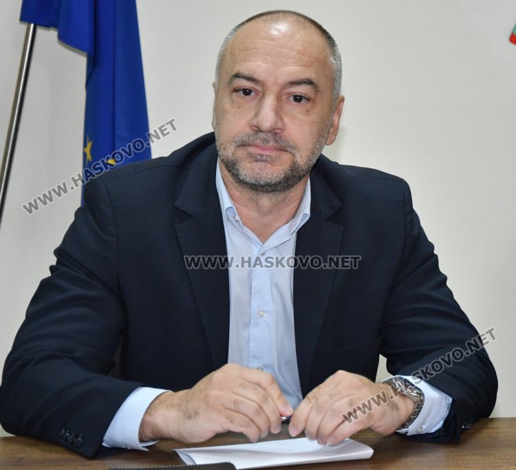 Емил Борисов