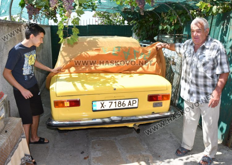 14-годишен сам купи и реставрира „Лада“, ще участва в ретро парада в Хасково 