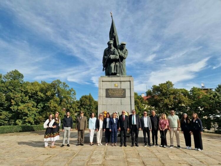 Кърджали почете Деня на Съединението