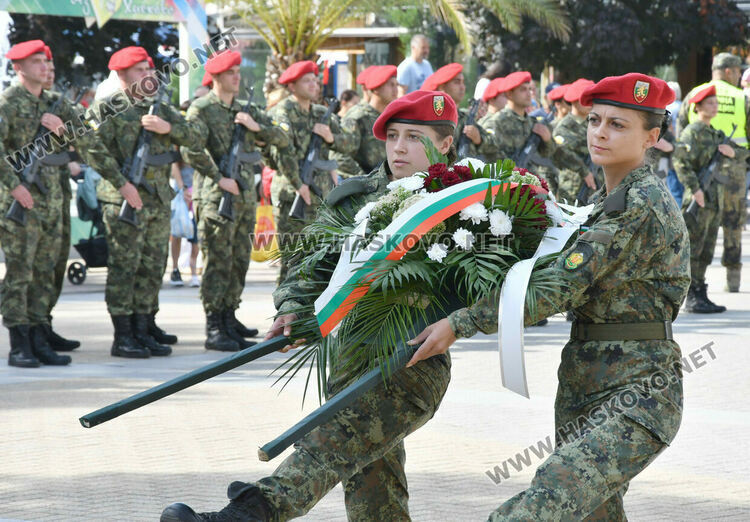 Хасково чества 140 години от Съединението на България с тържествена церемония